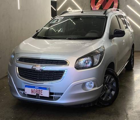 CHEVROLET SPIN 1.8 ADVANTAGE 8V FLEX 4P AUTOMÁTICO CHEVROLET SPIN 1.8 ADVANTAGE 8V FLEX 4P AUTOMÁTICO